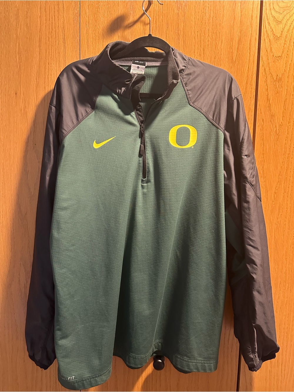 Nike Green and Black Oregon Ducks Quarter-Zip Pullover